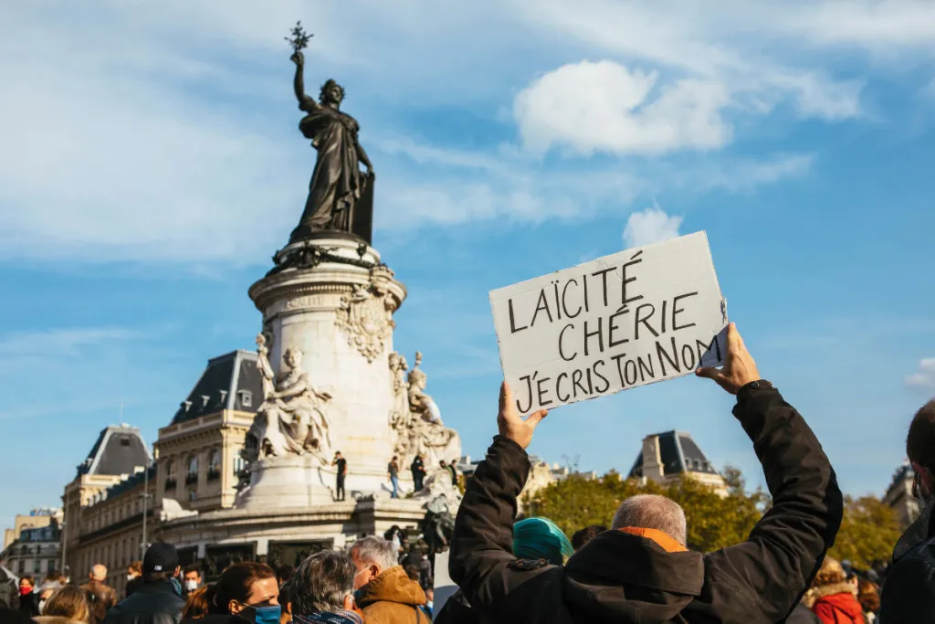 120 ans de laïcité : le défi des nouvelles emprises